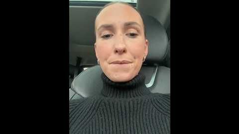 Media: lola_tentatiion Stripchat 2024-11-06 14:37:00