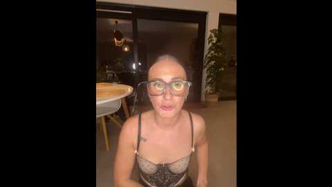 Media: lola_tentatiion Stripchat 2024-11-06 22:11:00