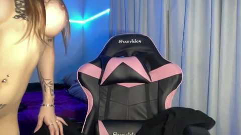 Media: lolykush Stripchat 2024-11-06 03:09:00