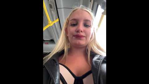 Media: milkyy_wway Stripchat 2024-11-06 08:59:00