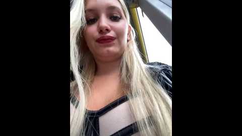 Media: milkyy_wway Stripchat 2024-11-06 10:16:00
