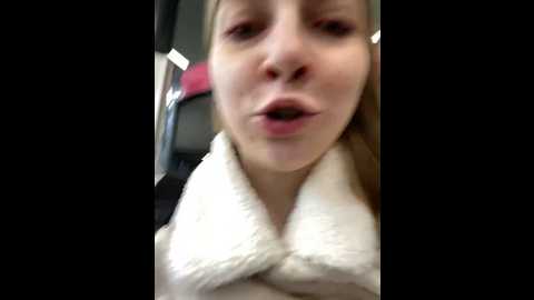 Media: sunny___bunny Stripchat 2024-11-06 15:18:00