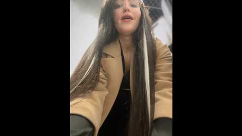 Media: sunshine_mood Stripchat 2024-11-06 11:20:00