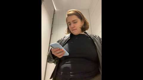 Media: suziemurray Stripchat 2024-11-06 12:09:00