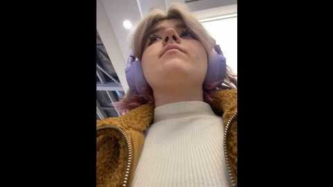 Media: baby__naughty Stripchat 2024-11-07 15:11:00