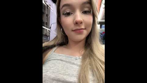 Media: baby_tiny Stripchat 2024-11-07 13:41:00