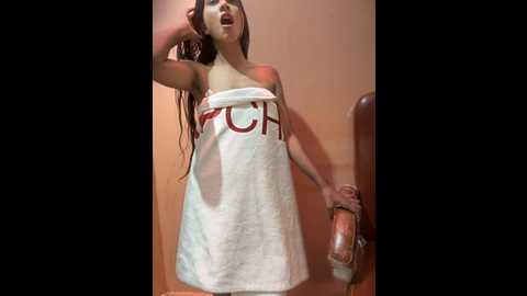Media: diyasinghh Stripchat 2024-11-07 01:55:00