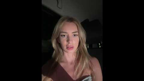 Media: evieevans Stripchat 2024-11-07 22:28:00