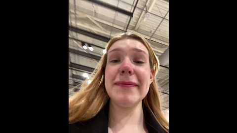 Media: honey___hot Stripchat 2024-11-07 14:46:00