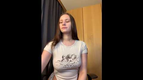 Media: hotcaramellstv Stripchat 2024-11-07 13:53:00