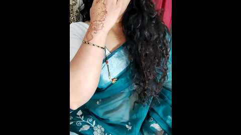 Media: indian_desi_wife Stripchat 2024-11-07 19:25:00