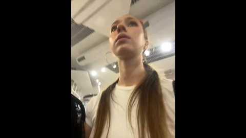 Media: lia__love Stripchat 2024-11-07 14:08:00