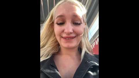 Media: milkyy_wway Stripchat 2024-11-07 08:55:00
