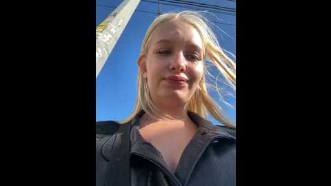 Media: milkyy_wway Stripchat 2024-11-07 10:03:00