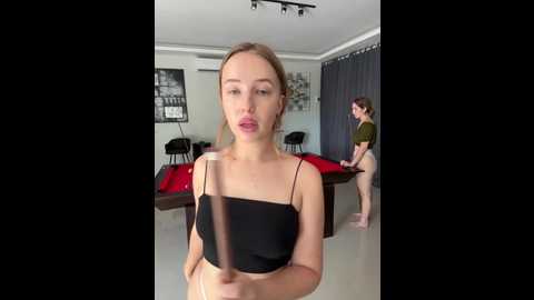 Media: nura_n_sarah Stripchat 2024-11-07 06:17:00