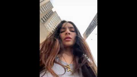Media: sam_sara Stripchat 2024-11-07 18:12:00