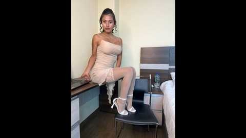 Media: sexi_noemi Stripchat 2024-11-07 17:24:00