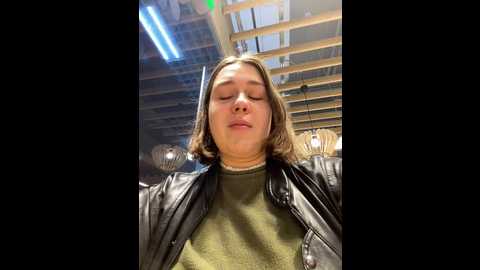 Media: suziemurray Stripchat 2024-11-07 10:57:00