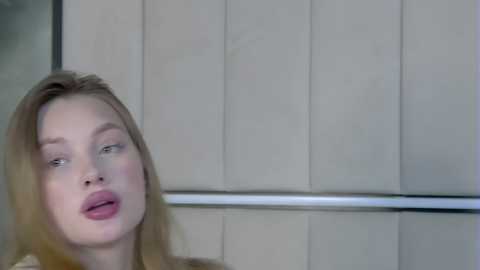 Media: violaflirt Stripchat 2024-11-07 00:24:00
