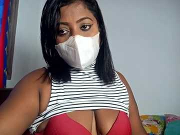 Media: _cute_ariana_ Stripchat 2024-11-08 05:42:00