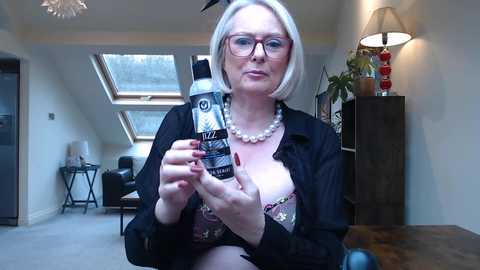 Media: courtesanannabel Stripchat 2024-11-08 11:10:00