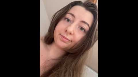 Media: curvyflawless Stripchat 2024-11-08 12:45:00