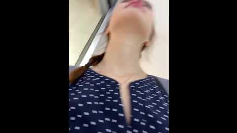 Media: dina_tease Stripchat 2024-11-08 10:12:00