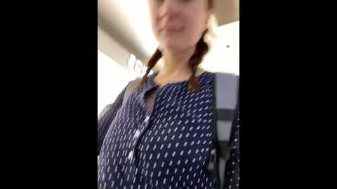 Media: dina_tease Stripchat 2024-11-08 12:35:00