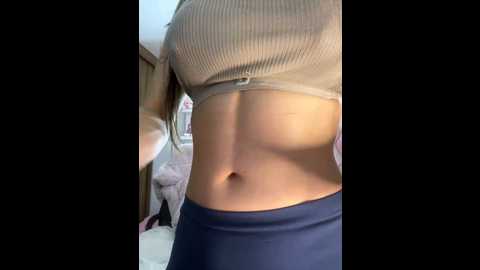 Media: emmily_19 Stripchat 2024-11-08 01:31:00