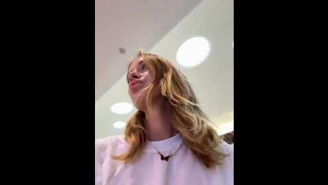 Media: enjoy_my_beauty Stripchat 2024-11-08 06:46:00