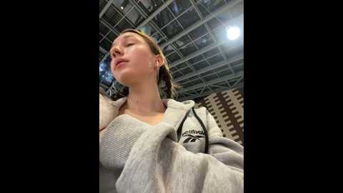 Media: lia__love Stripchat 2024-11-08 17:04:00