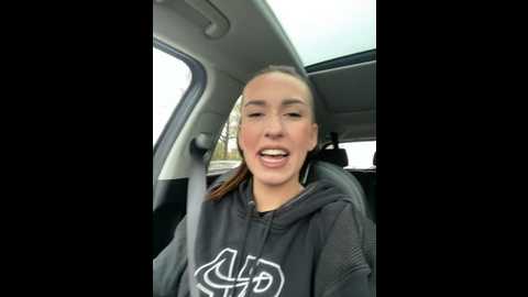 Media: lola_tentatiion Stripchat 2024-11-08 09:09:00