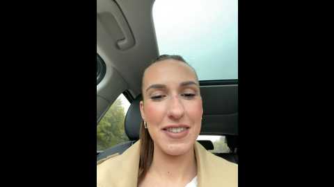 Media: lola_tentatiion Stripchat 2024-11-08 14:38:00