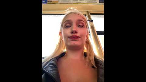 Media: milkyy_wway Stripchat 2024-11-08 08:17:00
