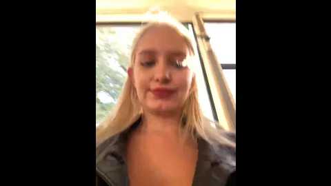 Media: milkyy_wway Stripchat 2024-11-08 08:29:00