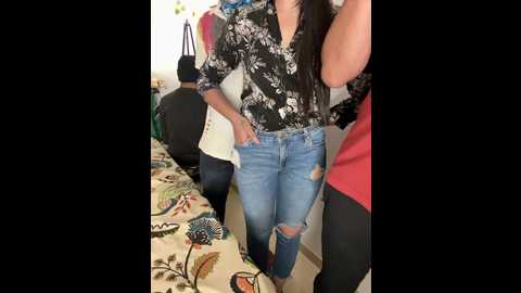 Media: miss__malaika Stripchat 2024-11-08 12:00:00