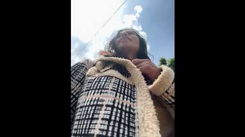 Media: sexi_noemi Stripchat 2024-11-08 15:32:00