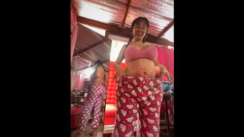 Media: sweetieme Stripchat 2024-11-08 04:12:00