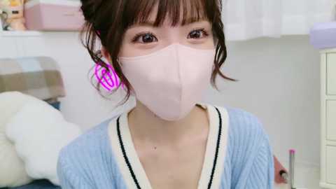 Media: _minami_ Stripchat 2024-11-09 14:40:00