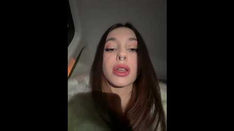 Media: cherry____pie Stripchat 2024-11-09 20:52:00