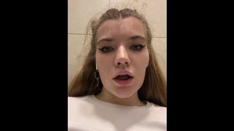 Media: holy_tereza Stripchat 2024-11-09 16:57:00