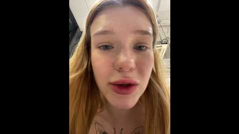 Media: honey___hot Stripchat 2024-11-09 17:59:00