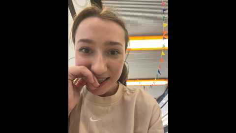 Media: lia__love Stripchat 2024-11-09 15:00:00