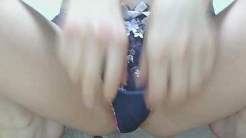 Media: moe_love_love Stripchat 2024-11-09 08:02:00