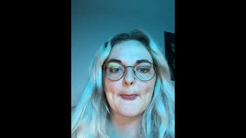 ofeefox @ stripchat on 20241109