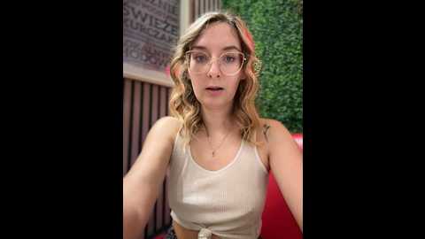 Media: the_snowwhitee Stripchat 2024-11-09 10:53:00