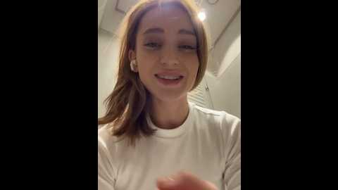Media: _angelari_ Stripchat 2024-11-10 11:51:00