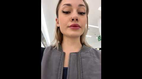 Media: baby_brownie Stripchat 2024-11-10 11:32:00