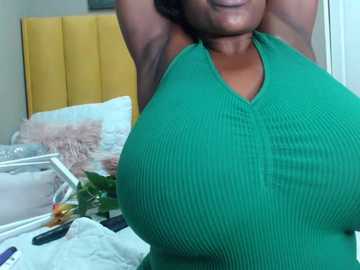 Media: bustygoddess32 Stripchat 2024-11-10 11:53:00
