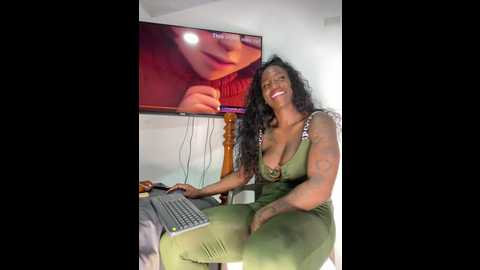 Media: bustykeyla Stripchat 2024-11-10 00:38:00
